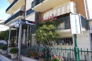 Albergo Tonino, Roseto degli Abruzzi