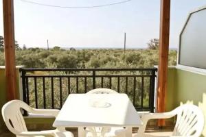 Xanthoula Studios, Skala Rachoniou