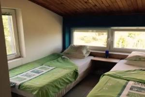 Villa California, Sinemorets
