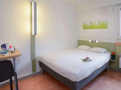 ibis budget Toulouse Centre Gare - 5