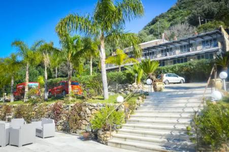 CapoSperone Resort - 17