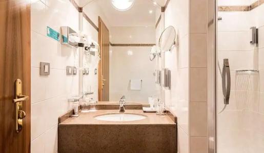 Luna Mondschein - 33