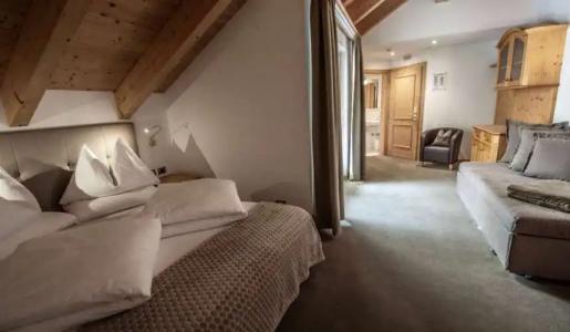 Luna Mondschein - 25