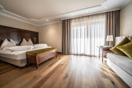 Luna Mondschein - 36