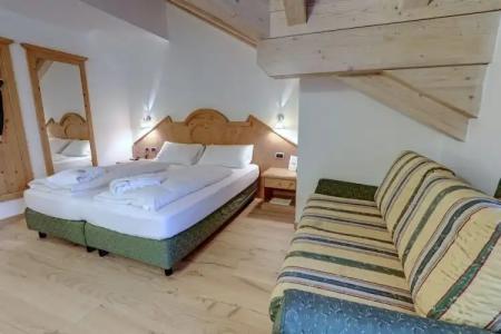 Leading Relax Maria - 44