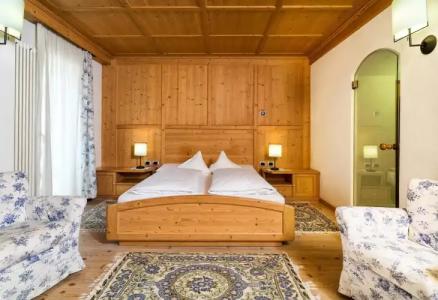 Leading Relax Maria - 2