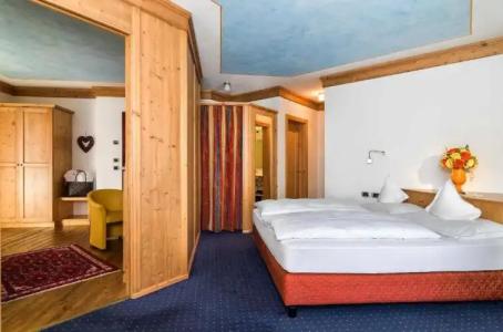 Leading Relax Maria - 109