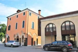 Hotel 5 Colonne, Mirano