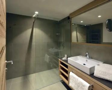 Ravelli Luxury Spa - 8