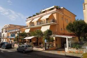 Delfino, Marina di Camerota