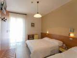 Standard Triple room with balcony