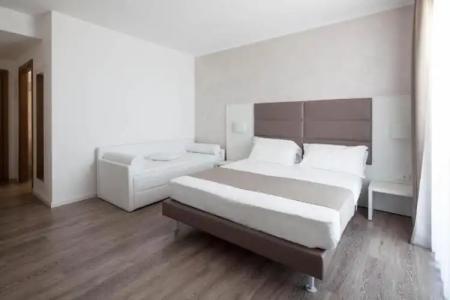 Columbia & Ninfea - 82