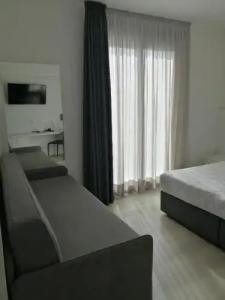 Columbia & Ninfea - 112