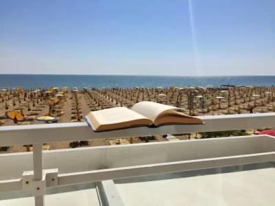 Nizza Frontemare Superior 3 Stelle - 17