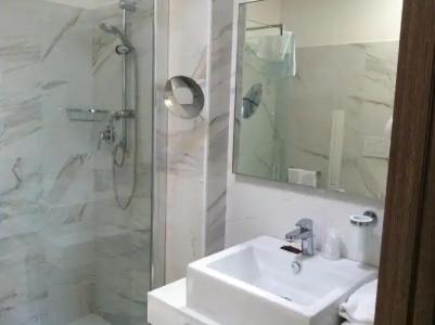 Nizza Frontemare Superior 3 Stelle - 51