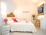 Standard with baby cot Double room with balcony