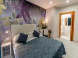 Comfort Double room with balcony and with partial sea view