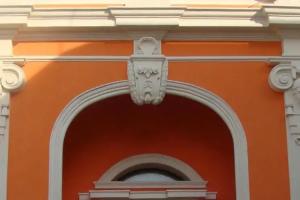 Domus Salentina, Canisi