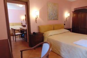 Laureana Cilento - Hotels