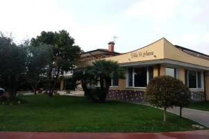 Hotel Villa Aurora, Latina