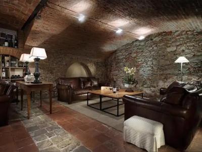 Corte Gondina Boutique - 11