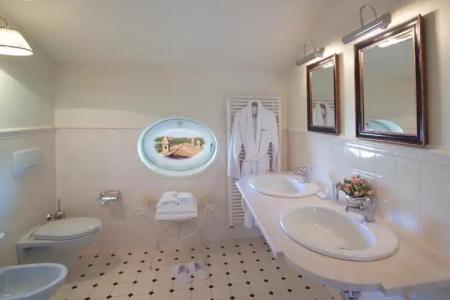 Corte Gondina Boutique - 8