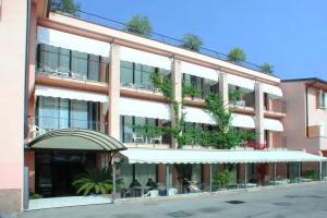 Hotel Lido, Gargnano