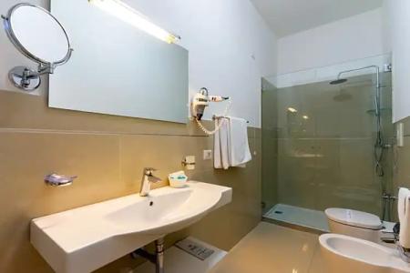 Victoria Palace & Zen Wellness - 55