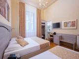 Classic Quadruple room