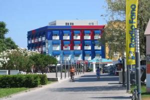 Astoria, Fano
