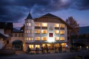 Appartement- und Wellnesshotel Winkler, Pfalzen