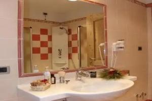 Jolly B&B - Affittacamere, Dimaro
