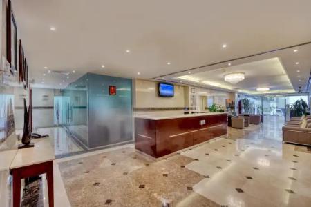 Pearl Marina Apartments - 45