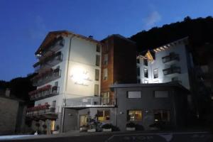 Hotel «Pizzo Scalino», Chiesa in Valmalenco