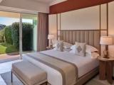 Jacuzzi Double Junior Suite with Private Garden