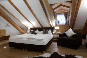Hotel Garni Laurino, Cavalese