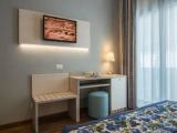 Standard Double room with partial sea view