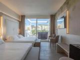 Family Suite with partial sea view