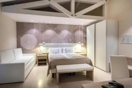 International Beach - 32