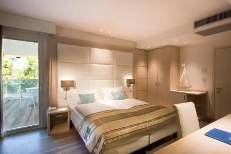 International Beach - 4