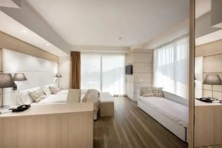 International Beach - 6