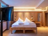 Deluxe Double Suite