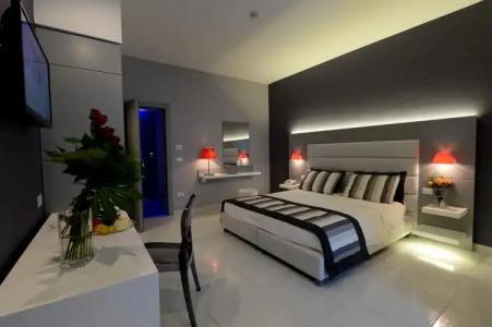 Giulivo & Village - 2