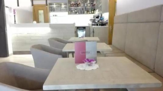 Albergo Ristorante Cacciatori - 1