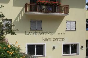 Kreuzstein Bed&Breakfast, Piazzetta