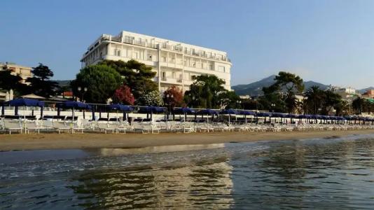 Grand Mediterranee