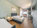Standard Quadruple room with sea view