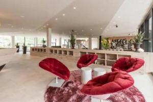 Hotel Schwefelbad (Schenna Resort), Scena