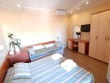 Standard Triple room with balcony