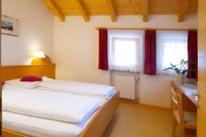 Apartment «Viel Nois», Funes